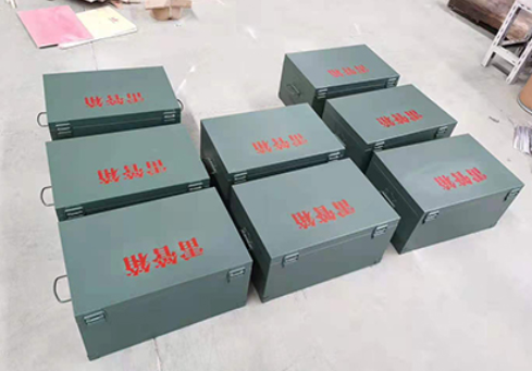 洪梅镇炸药箱和雷管箱一般是怎么存放的？