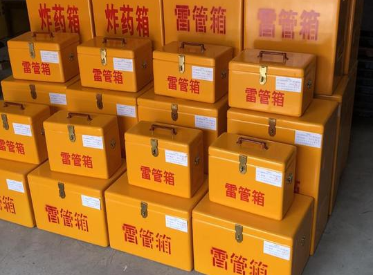 洪梅镇玻璃钢雷管箱的使用寿命一般是多少？